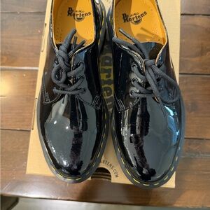 Dr. Martens Glossy Black Patent Leather Shoes Size 7